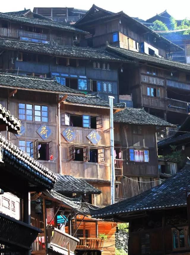 青年书法家贾旭东出席第四届盛世中华民族春晚录制现场